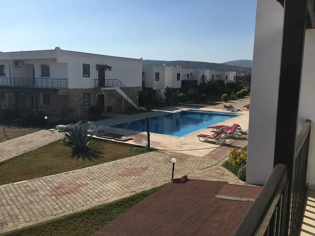 Iasos Beach Garden Apart Hotel Kiyikislacik Apartment